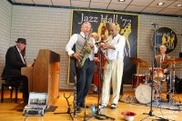 22-louis-armstrong-celebration-band